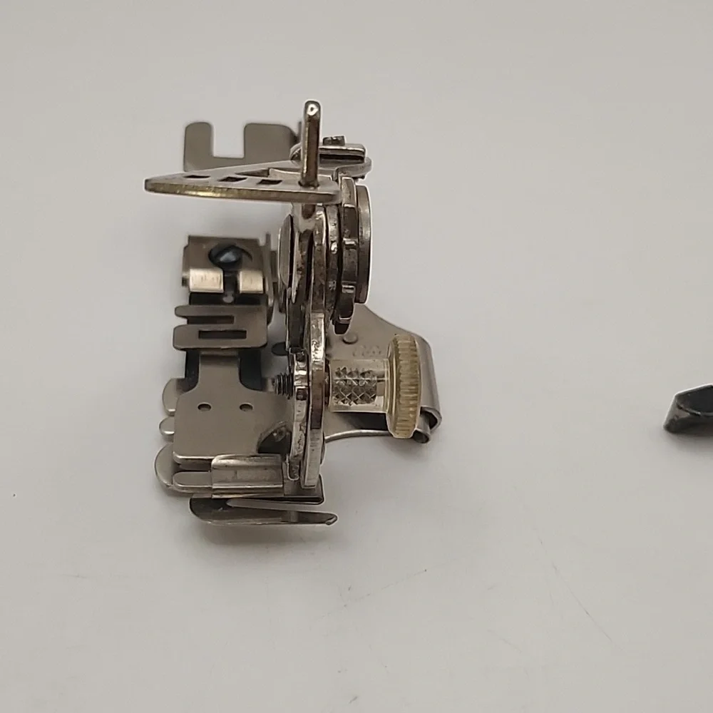 Greist Ruffler Sewing Machine Pressure Foot - Picture 2 of 5